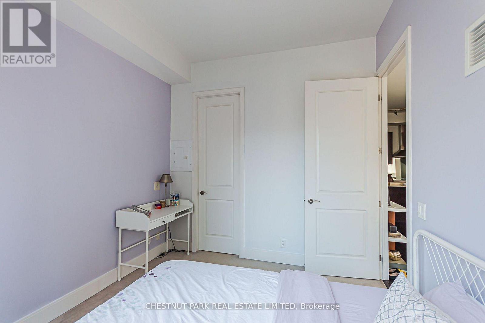 1204 - 21 Balmuto Street, Toronto, Ontario  M4G 1S5 - Photo 18 - C13017052