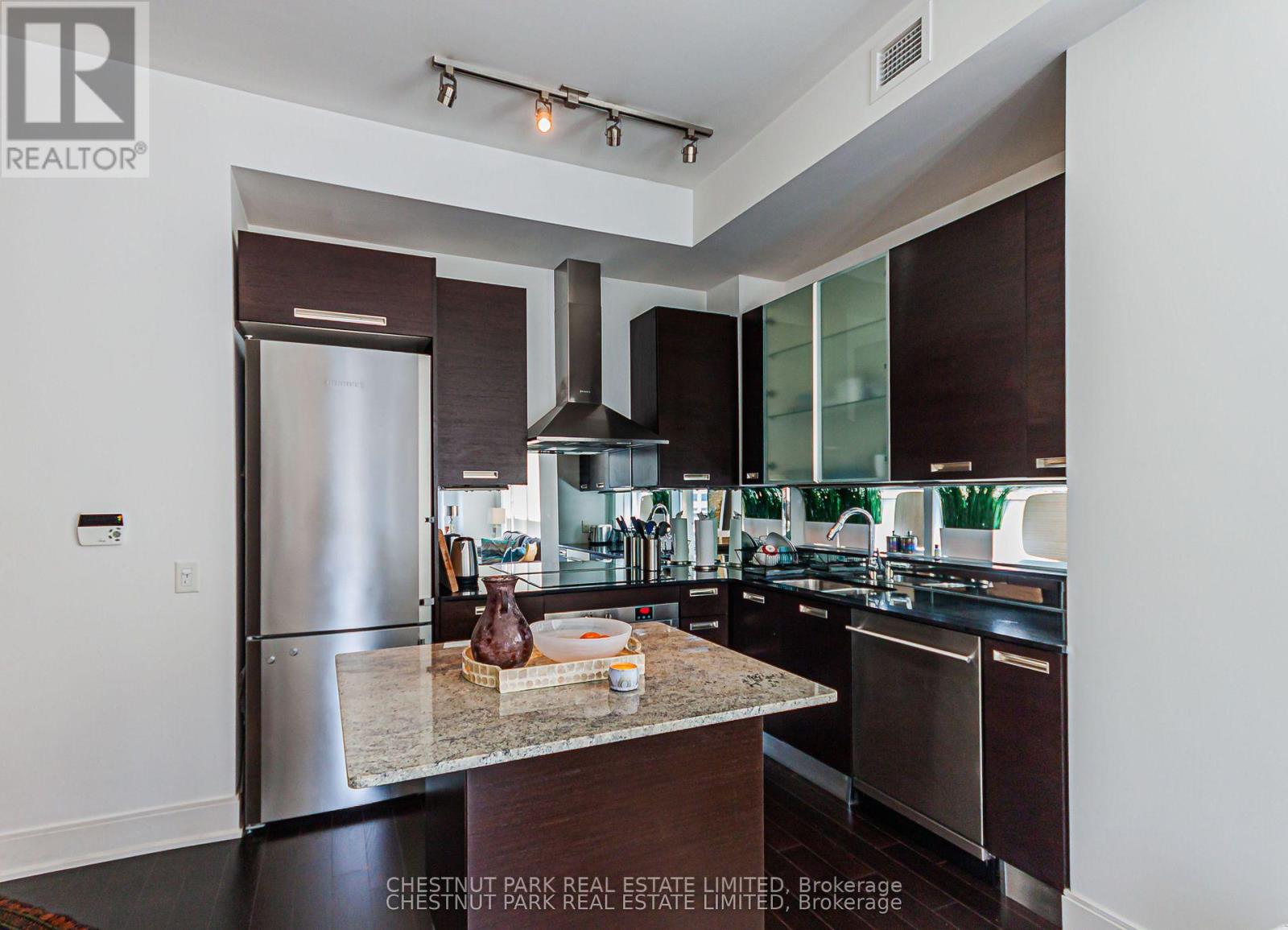 1204 - 21 Balmuto Street, Toronto, Ontario  M4G 1S5 - Photo 23 - C13017052