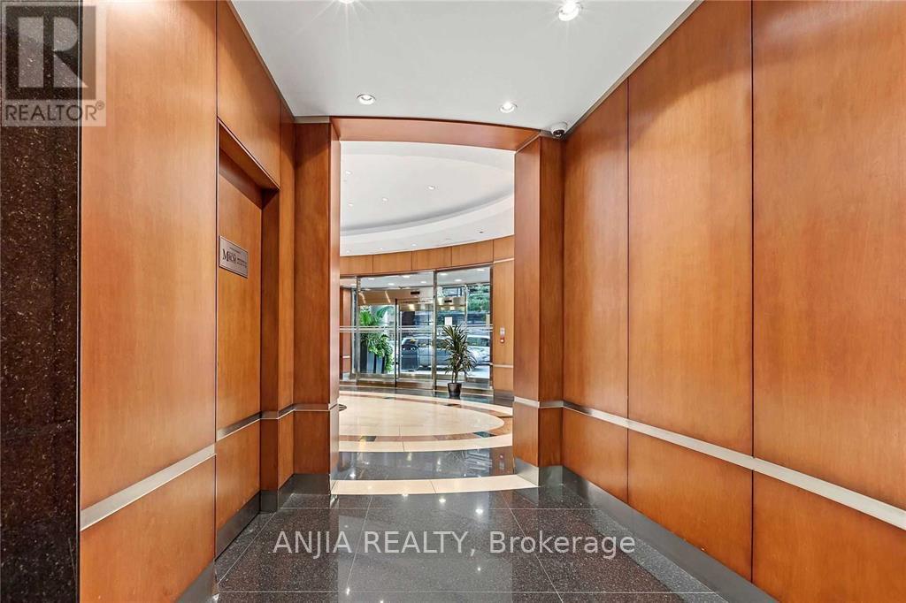 805 - 1121 Bay Street, Toronto, Ontario  M5S 3L9 - Photo 15 - C13017060