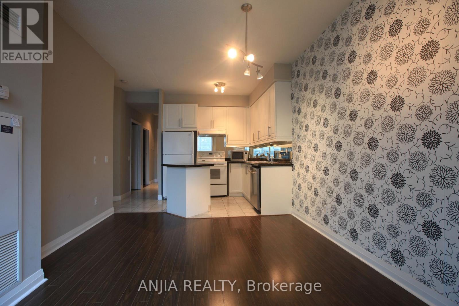 805 - 1121 Bay Street, Toronto, Ontario  M5S 3L9 - Photo 3 - C13017060