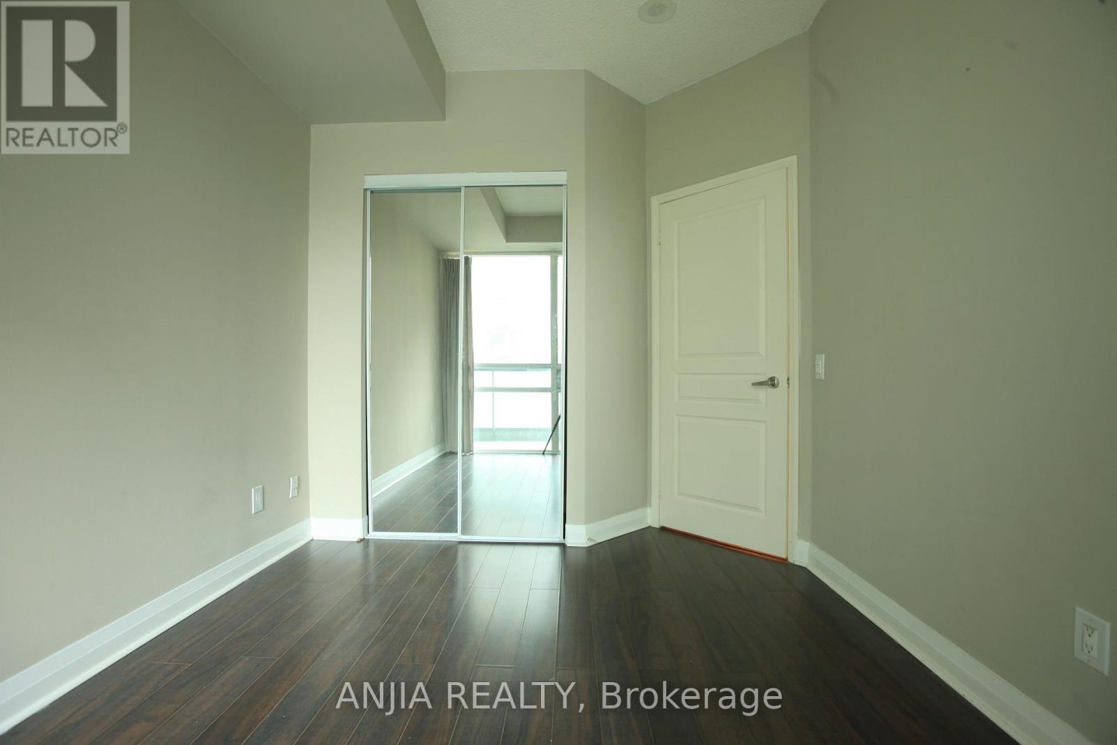 805 - 1121 Bay Street, Toronto, Ontario  M5S 3L9 - Photo 8 - C13017060