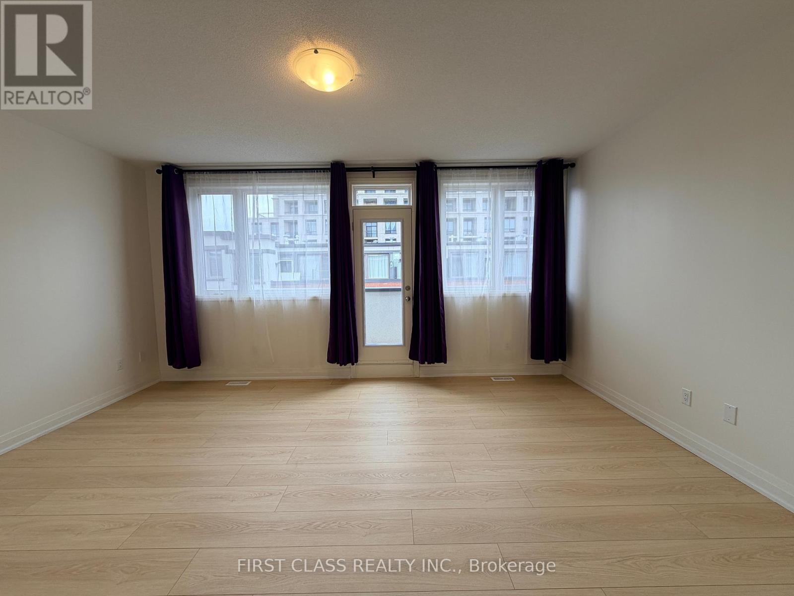 24 Teasel Way, Markham, Ontario  L3R 9S3 - Photo 9 - N13017056