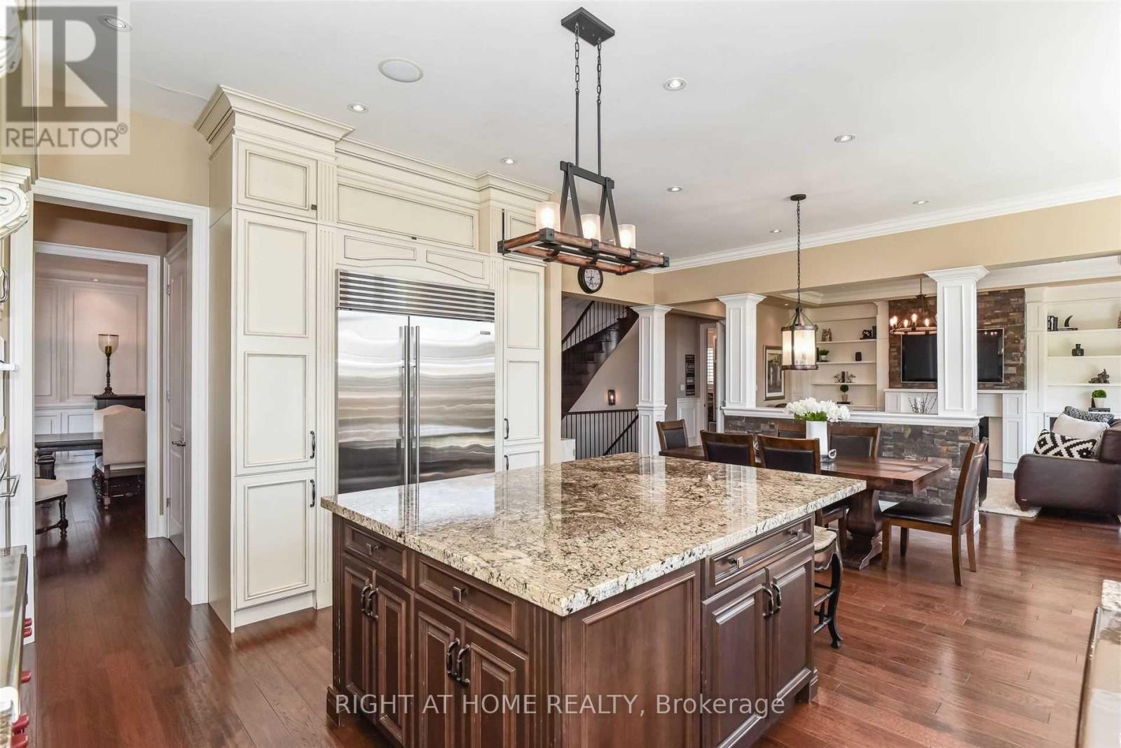 450 Hidden Trail, Oakville, Ontario  L6M 0N4 - Photo 10 - W13017032