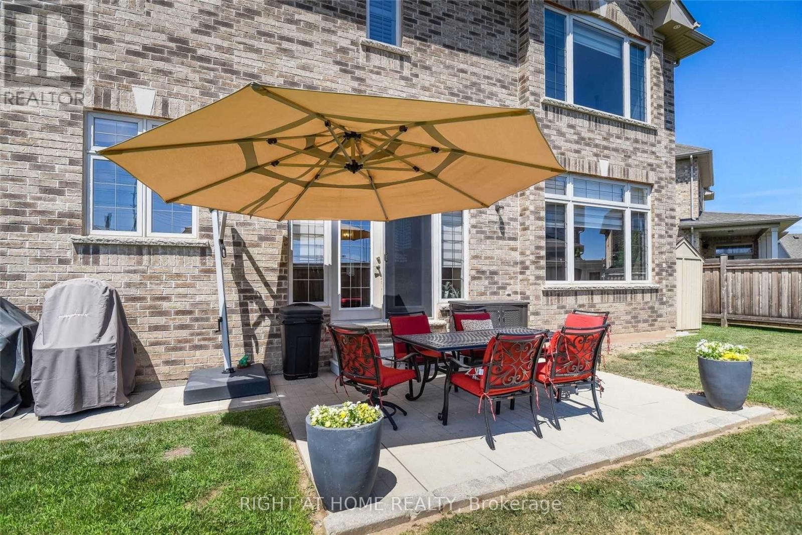 450 Hidden Trail, Oakville, Ontario  L6M 0N4 - Photo 30 - W13017032