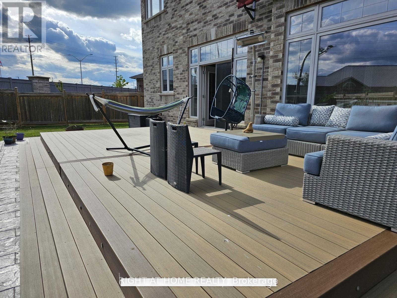 450 Hidden Trail, Oakville, Ontario  L6M 0N4 - Photo 33 - W13017032