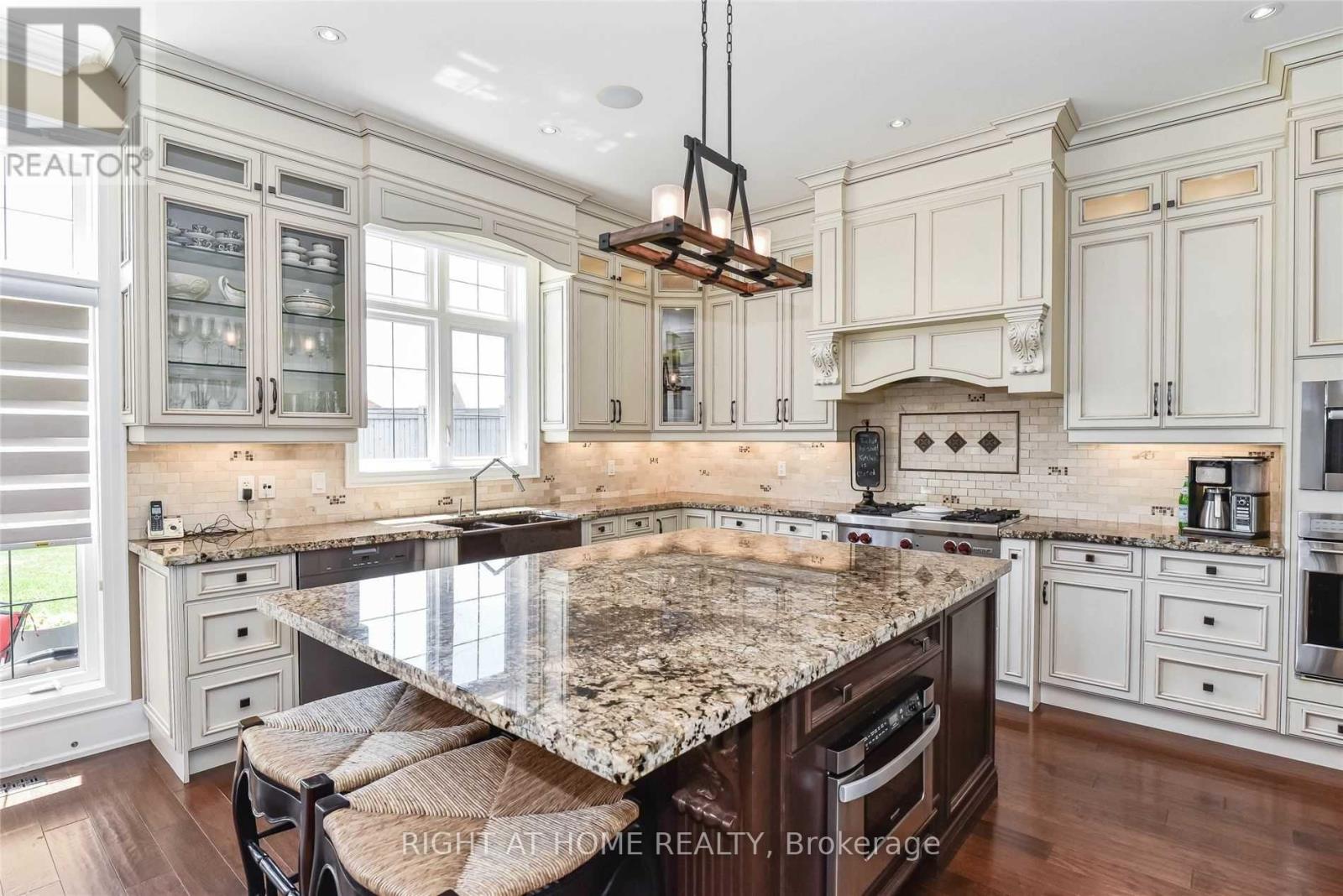 450 Hidden Trail, Oakville, Ontario  L6M 0N4 - Photo 8 - W13017032