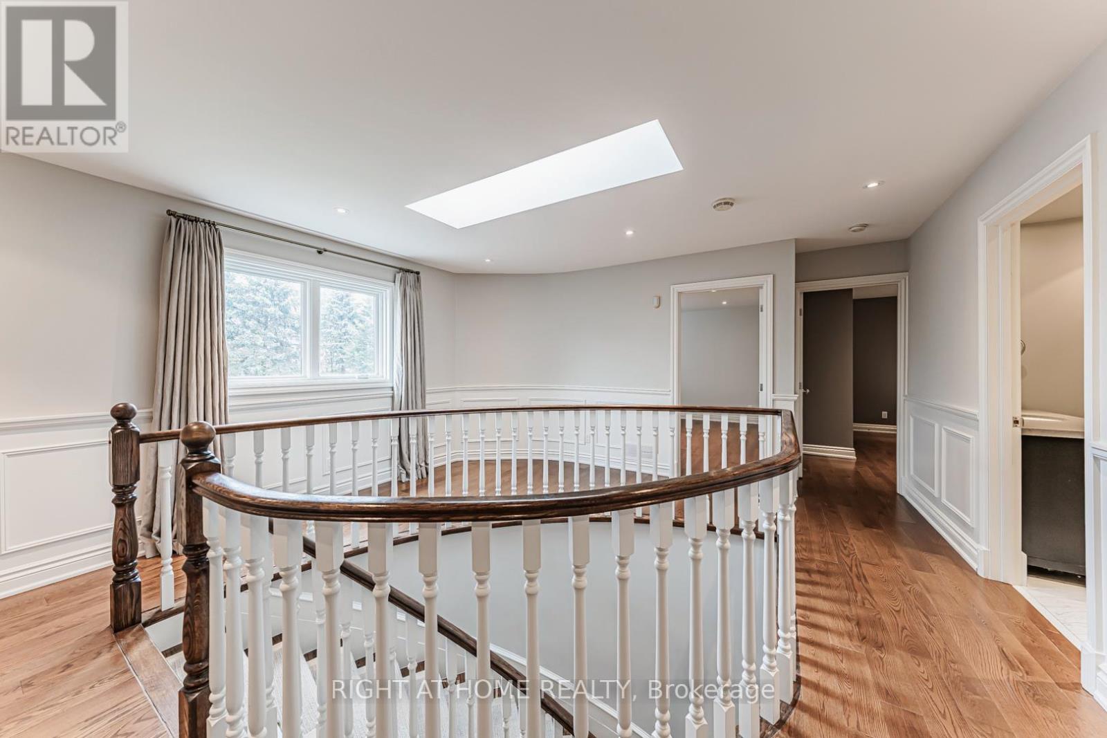 63 Ennisclare Drive W, Oakville, Ontario  L6J 4N3 - Photo 18 - W13017044