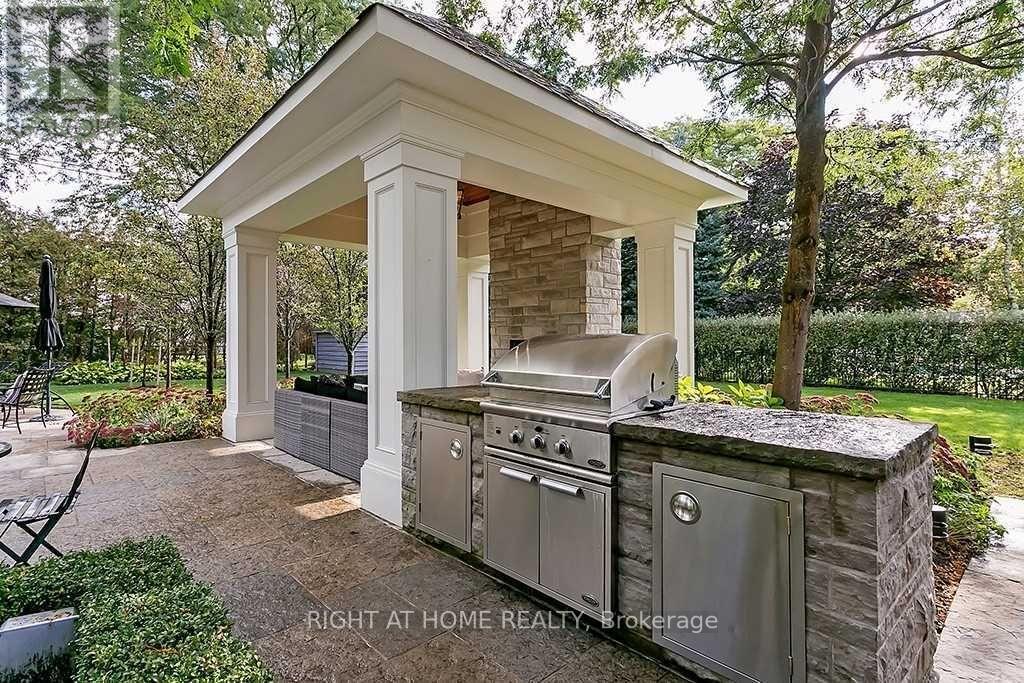 63 Ennisclare Drive W, Oakville, Ontario  L6J 4N3 - Photo 38 - W13017044