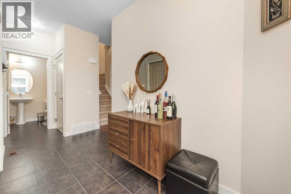 33 Evanscove Manor Nw, Calgary, Alberta  T3P 0E5 - Photo 7 - A2302784