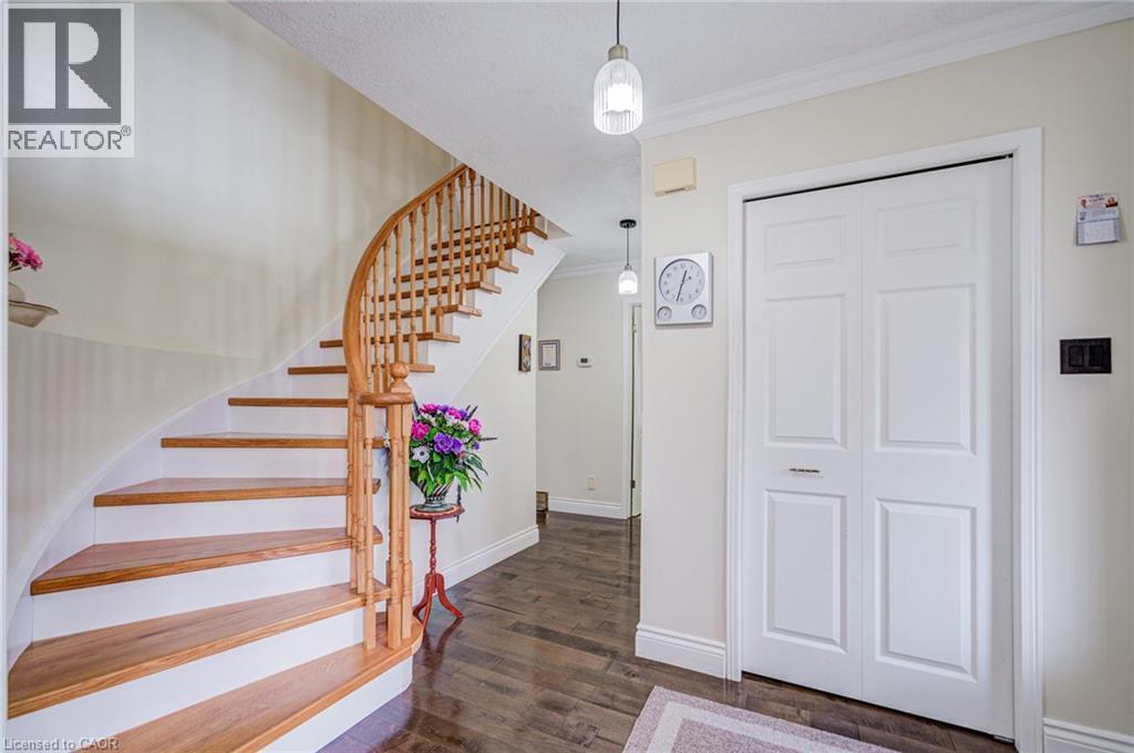 207 Stoke Drive, Kitchener, Ontario  N2N 2C3 - Photo 7 - 40821336