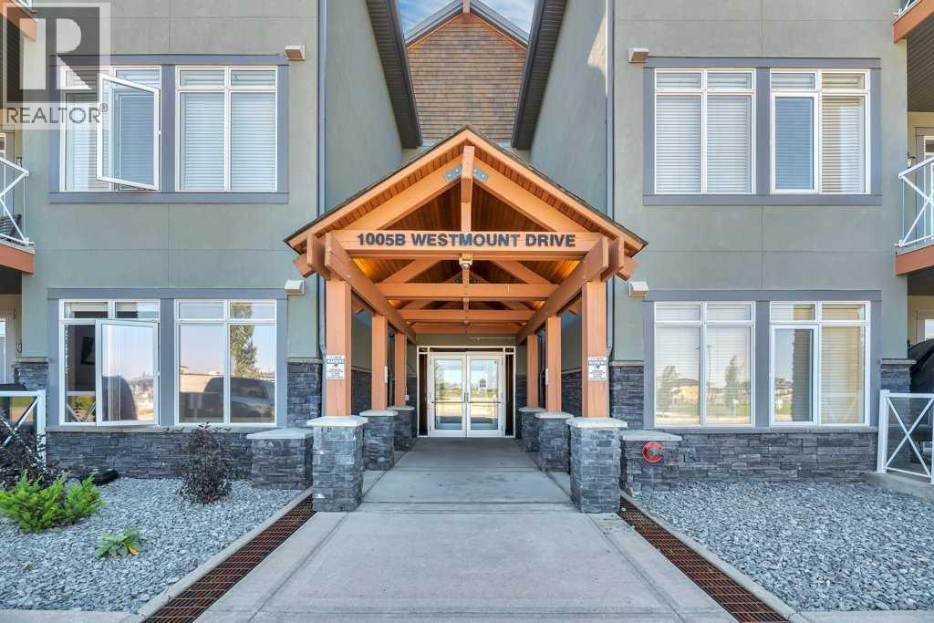 102, 1005b Westmount Drive, Strathmore, Alberta  T1P 0C3 - Photo 2 - A2291765