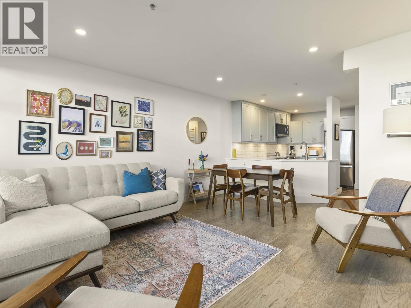 102 2287 W 3RD AVENUE, Vancouver, British Columbia