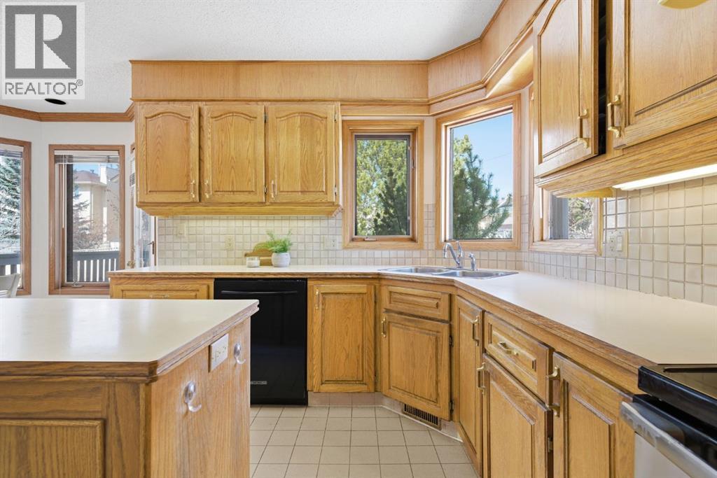 30 Edgeview Road Nw, Calgary, Alberta  T3A 4T8 - Photo 14 - A2301593