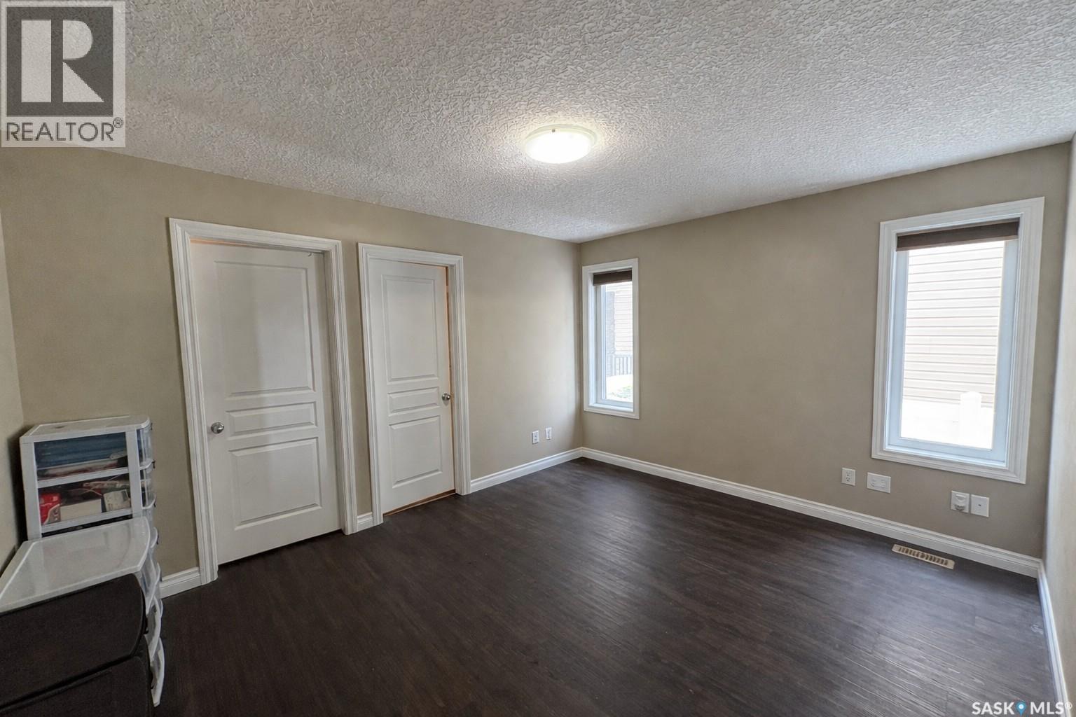 4301 Green Poplar Lane, Regina, Saskatchewan  S4V 1R1 - Photo 24 - SK033216