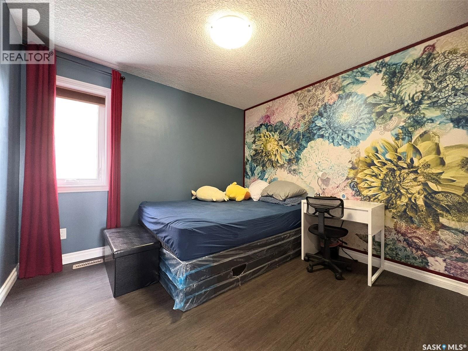 4301 Green Poplar Lane, Regina, Saskatchewan  S4V 1R1 - Photo 11 - SK033216