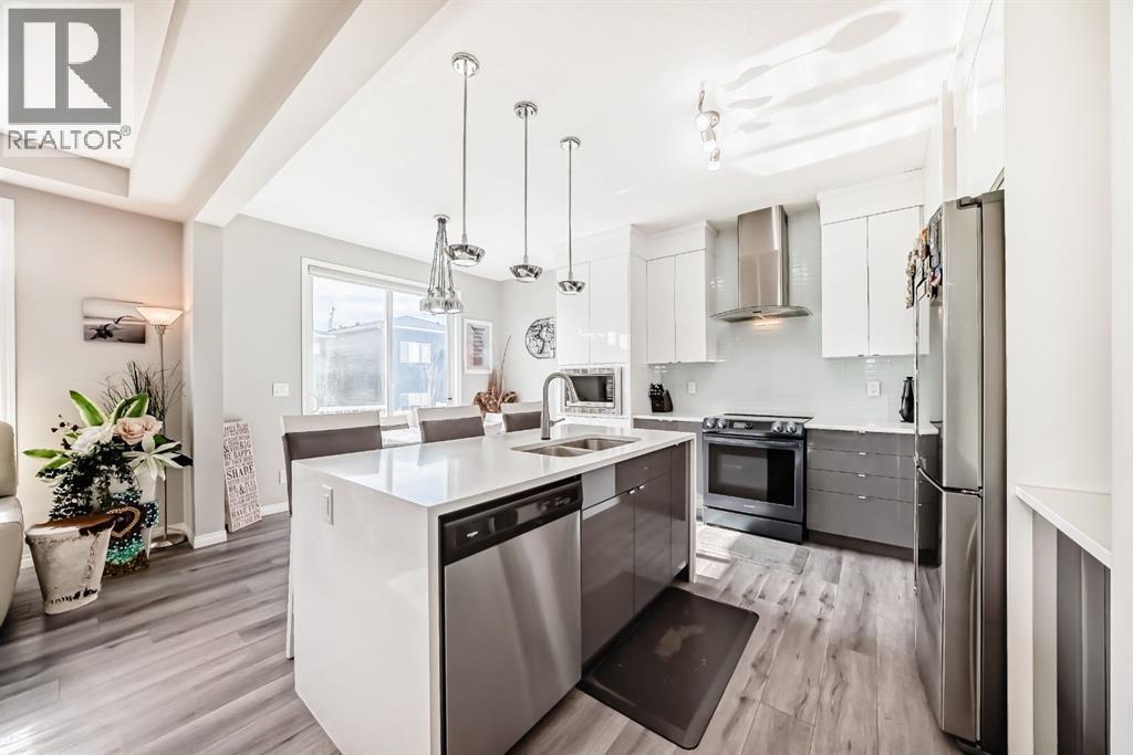 127 Carrington Crescent NW, Calgary, Alberta  T3P 1R2 - Photo 10 - A2276277