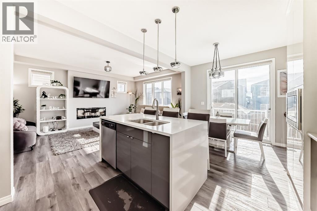 127 Carrington Crescent NW, Calgary, Alberta  T3P 1R2 - Photo 11 - A2276277