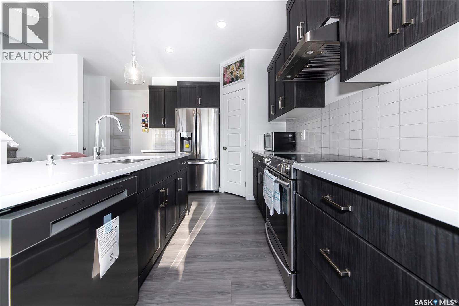 1038 Childers Court, Saskatoon, Saskatchewan  S7L 6T8 - Photo 11 - SK033294