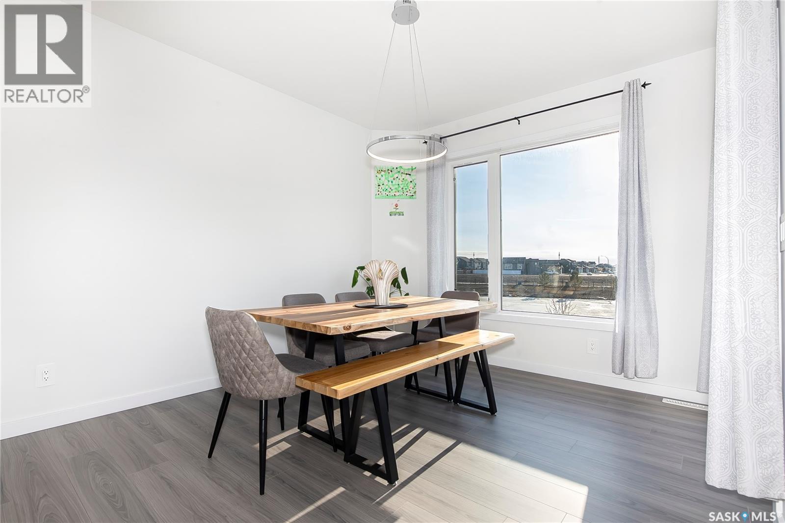 1038 Childers Court, Saskatoon, Saskatchewan  S7L 6T8 - Photo 12 - SK033294