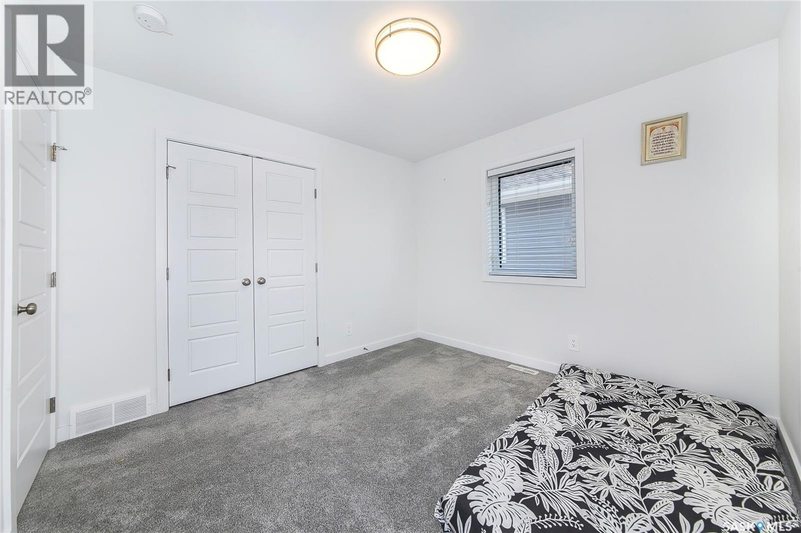 1038 Childers Court, Saskatoon, Saskatchewan  S7L 6T8 - Photo 29 - SK033294