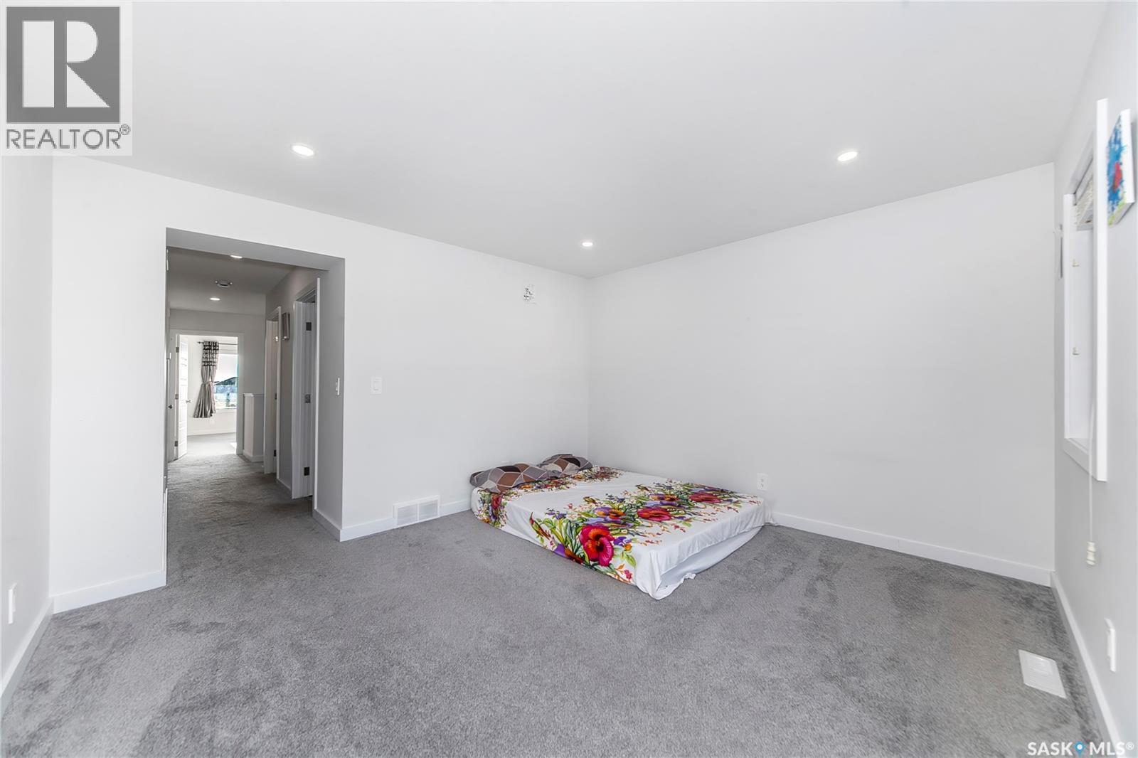 1038 Childers Court, Saskatoon, Saskatchewan  S7L 6T8 - Photo 32 - SK033294