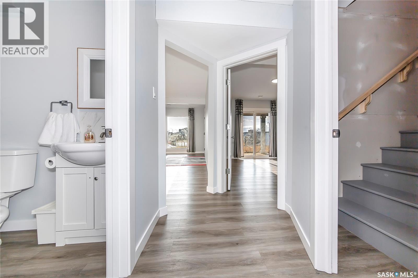 1038 Childers Court, Saskatoon, Saskatchewan  S7L 6T8 - Photo 37 - SK033294