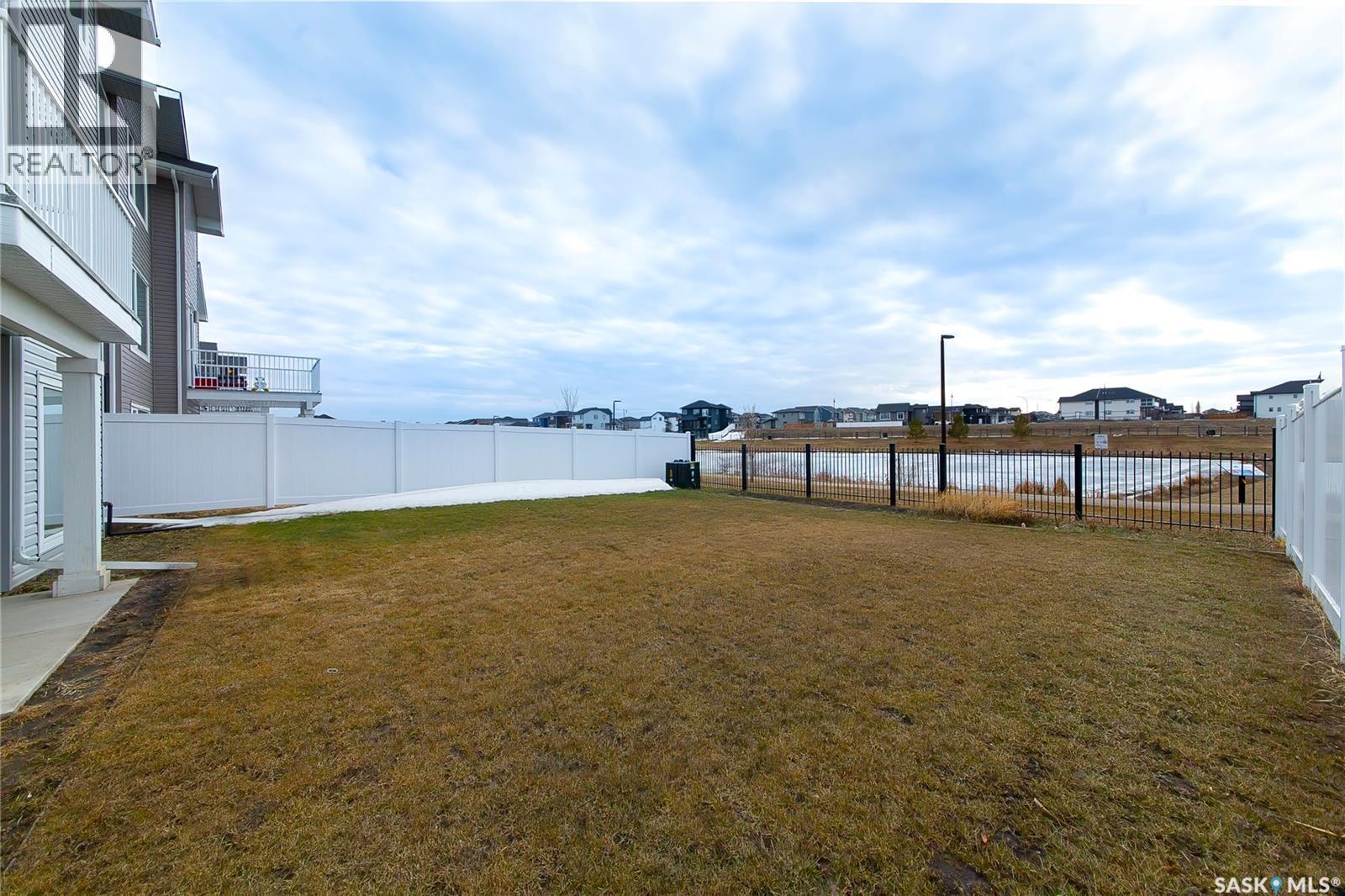 1038 Childers Court, Saskatoon, Saskatchewan  S7L 6T8 - Photo 47 - SK033294