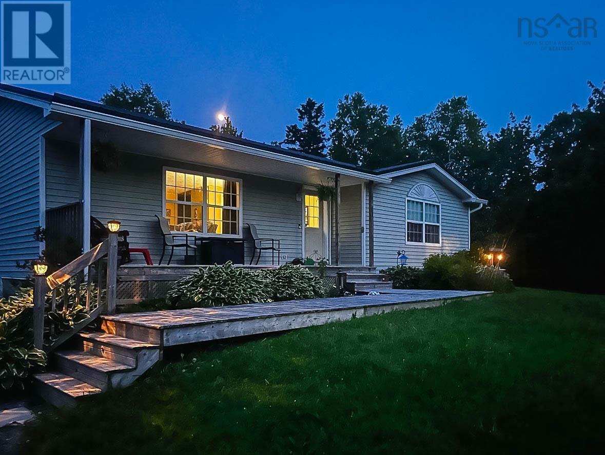 1 Rainbow Drive, Mount Uniacke, Nova Scotia  B0N 1Z0 - Photo 6 - 202607886