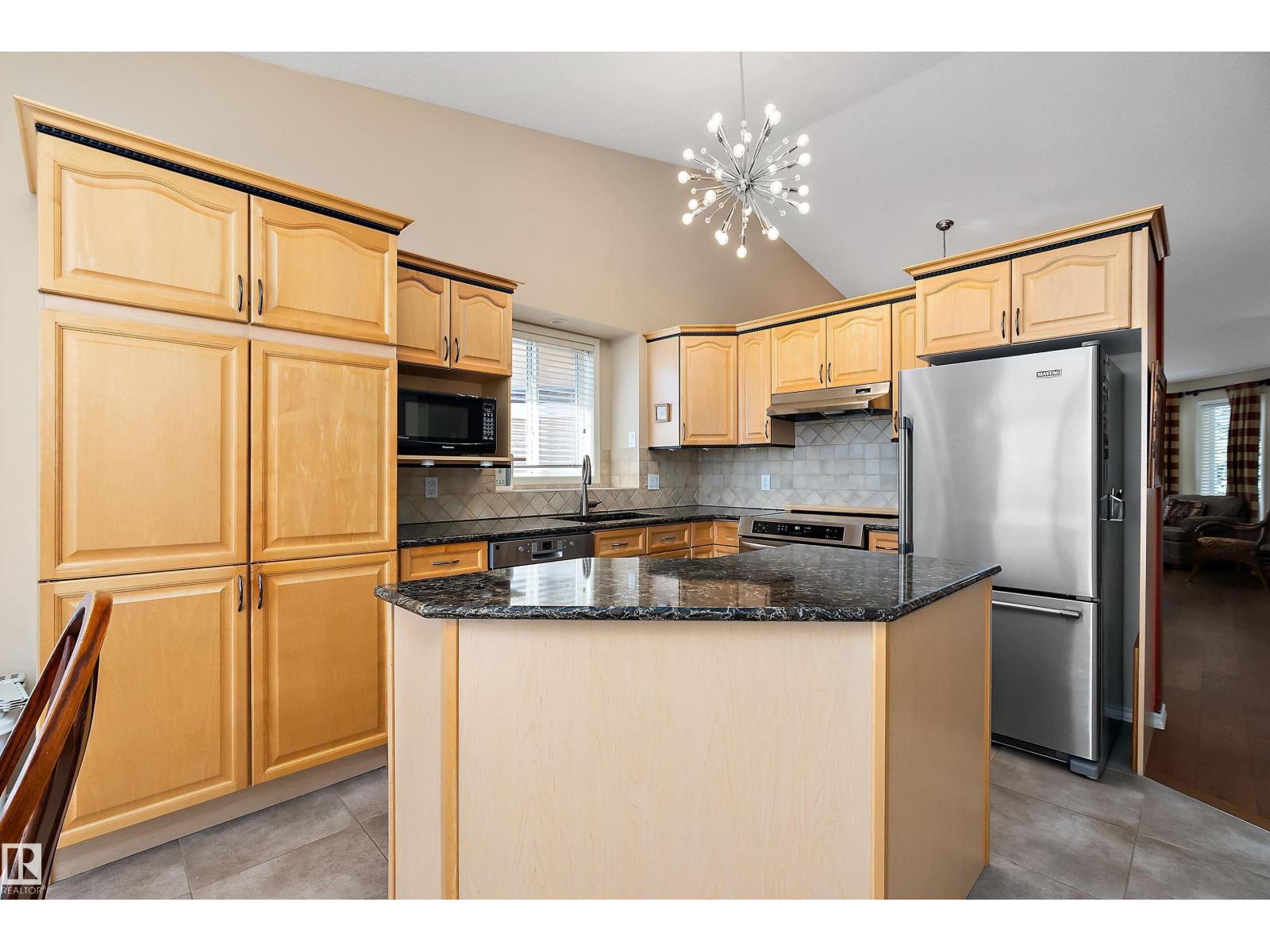 #14 920 119 St Nw, Edmonton, Alberta  T6J 7H2 - Photo 14 - E4483107