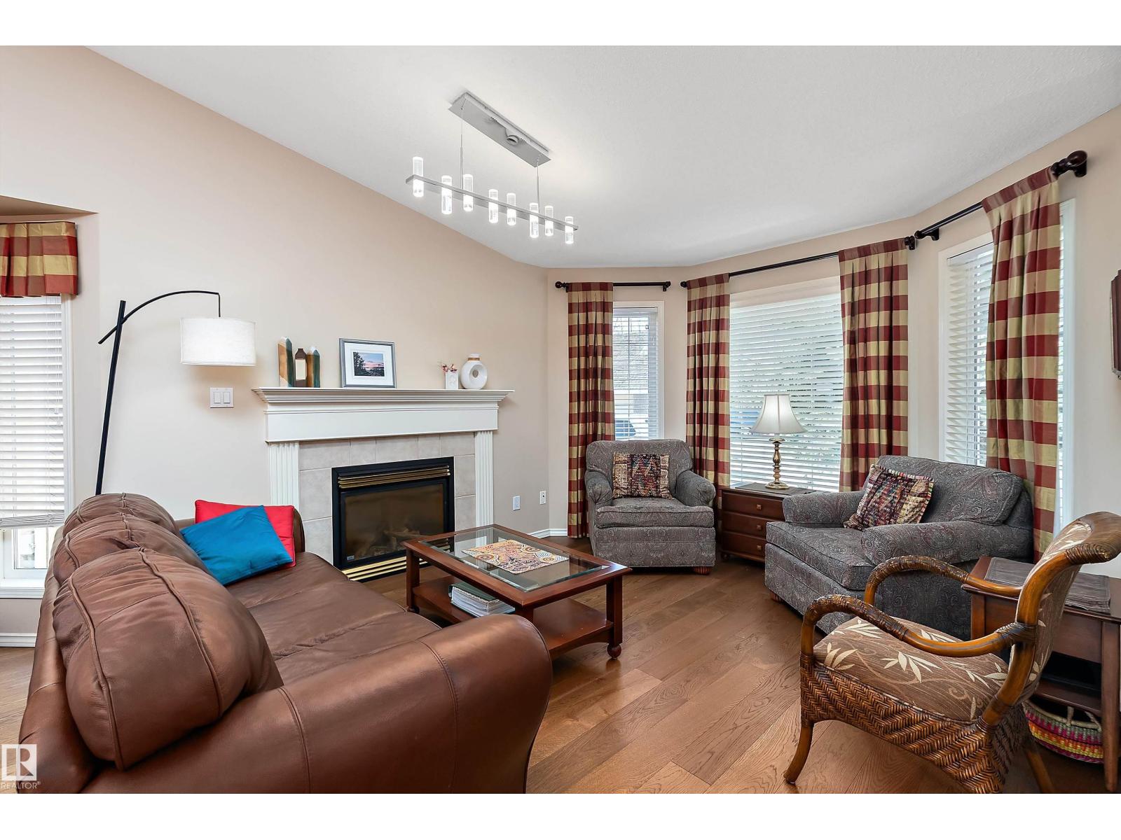 #14 920 119 St Nw, Edmonton, Alberta  T6J 7H2 - Photo 5 - E4483107