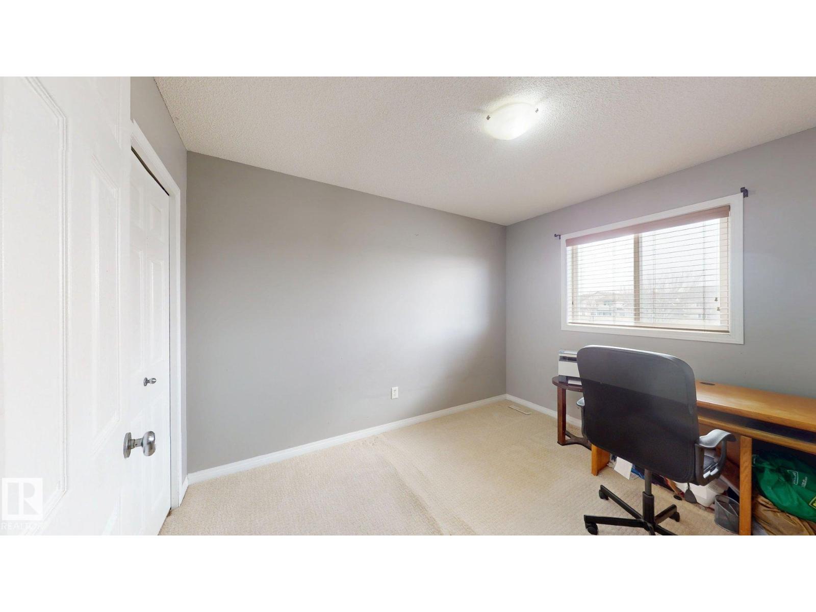 5929 8 Av Sw, Edmonton, Alberta  T6X 0G5 - Photo 11 - E4483108