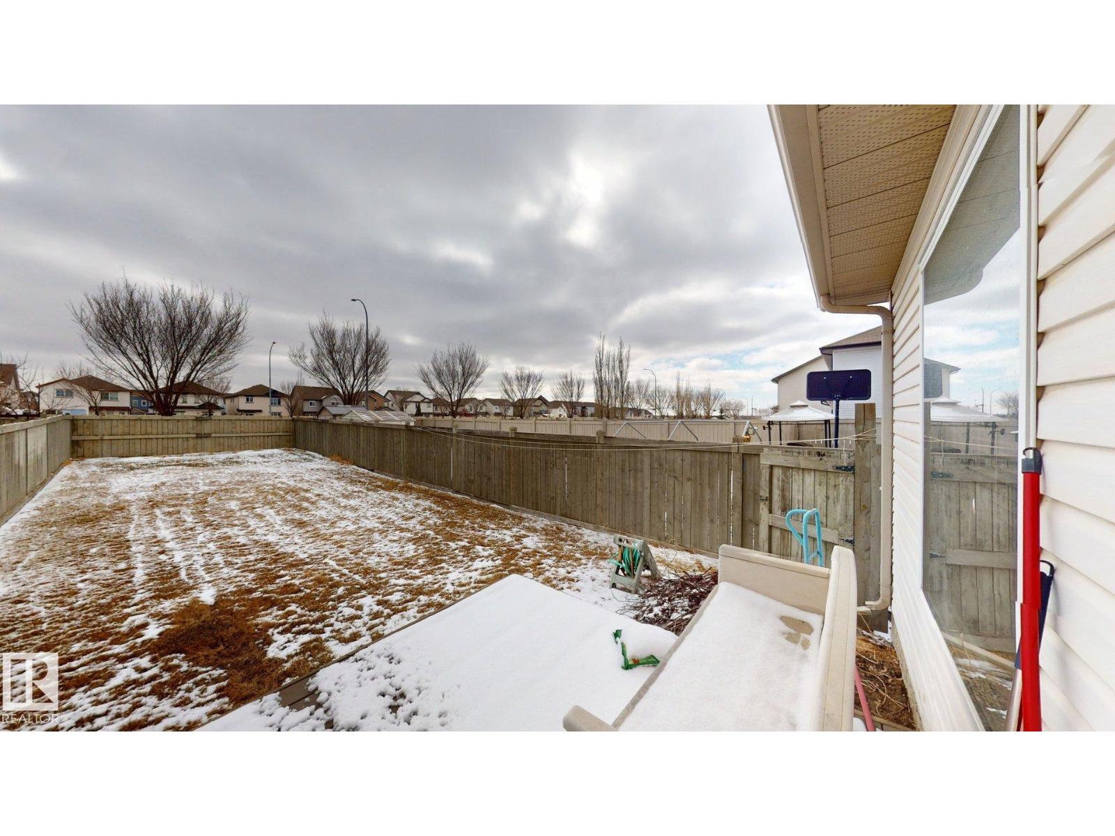 5929 8 Av Sw, Edmonton, Alberta  T6X 0G5 - Photo 2 - E4483108