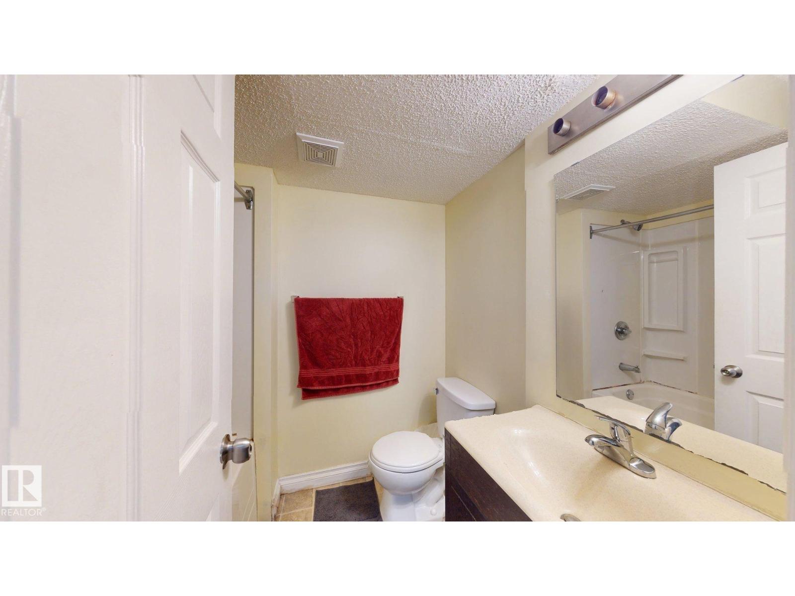 5929 8 Av Sw, Edmonton, Alberta  T6X 0G5 - Photo 5 - E4483108