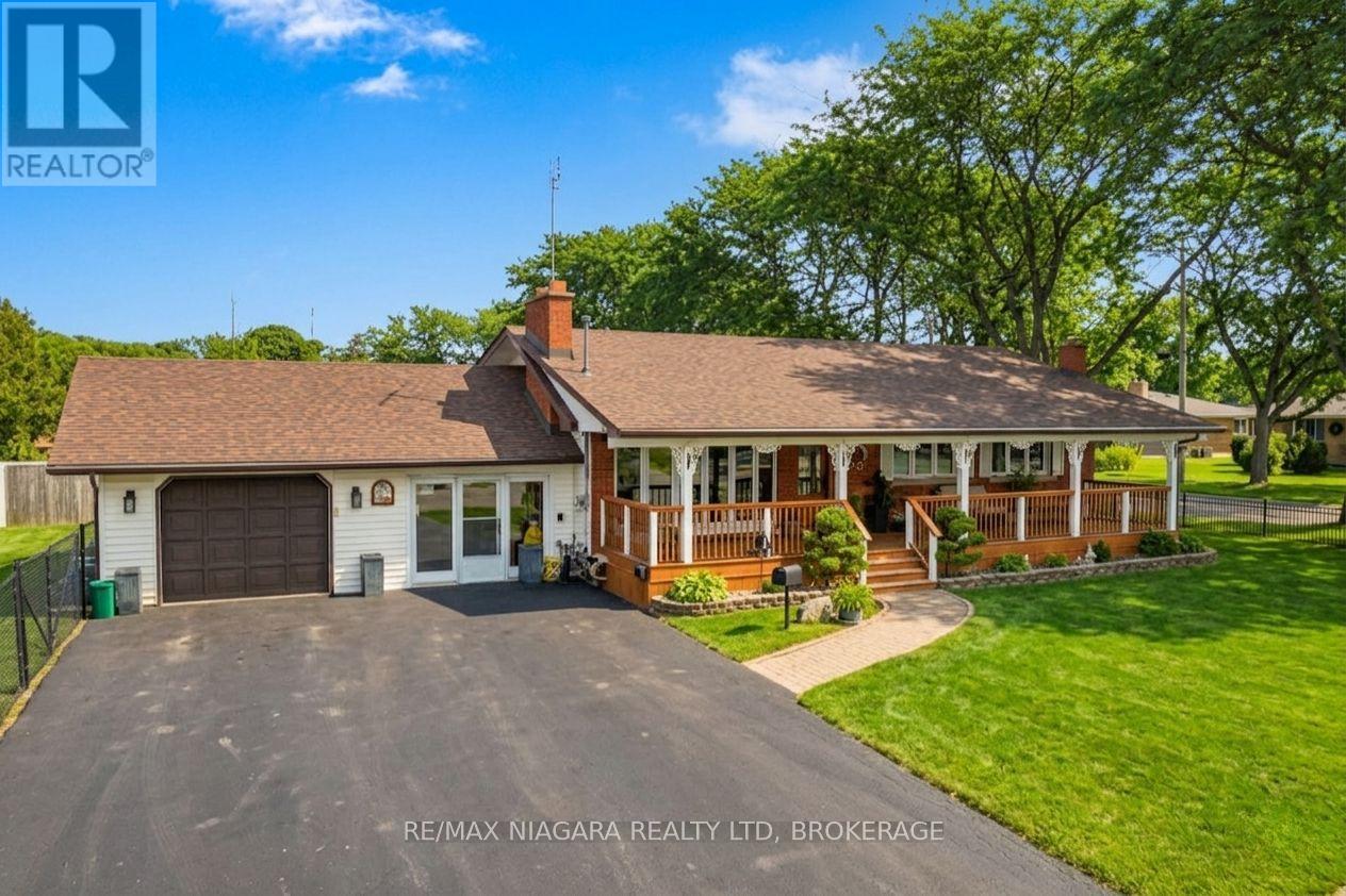 12 AQUADALE DRIVE, St. Catharines, Ontario