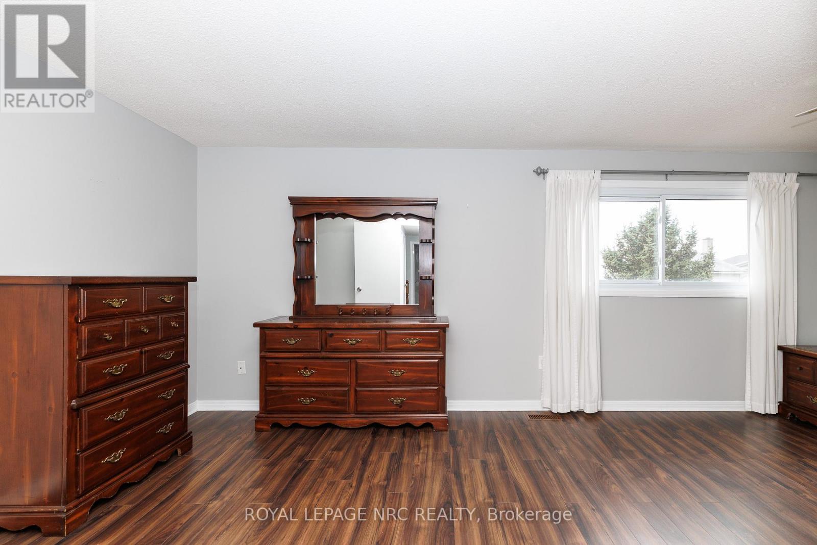 30 Baxter Crescent, Thorold, Ontario  L2V 4R6 - Photo 32 - X13017072