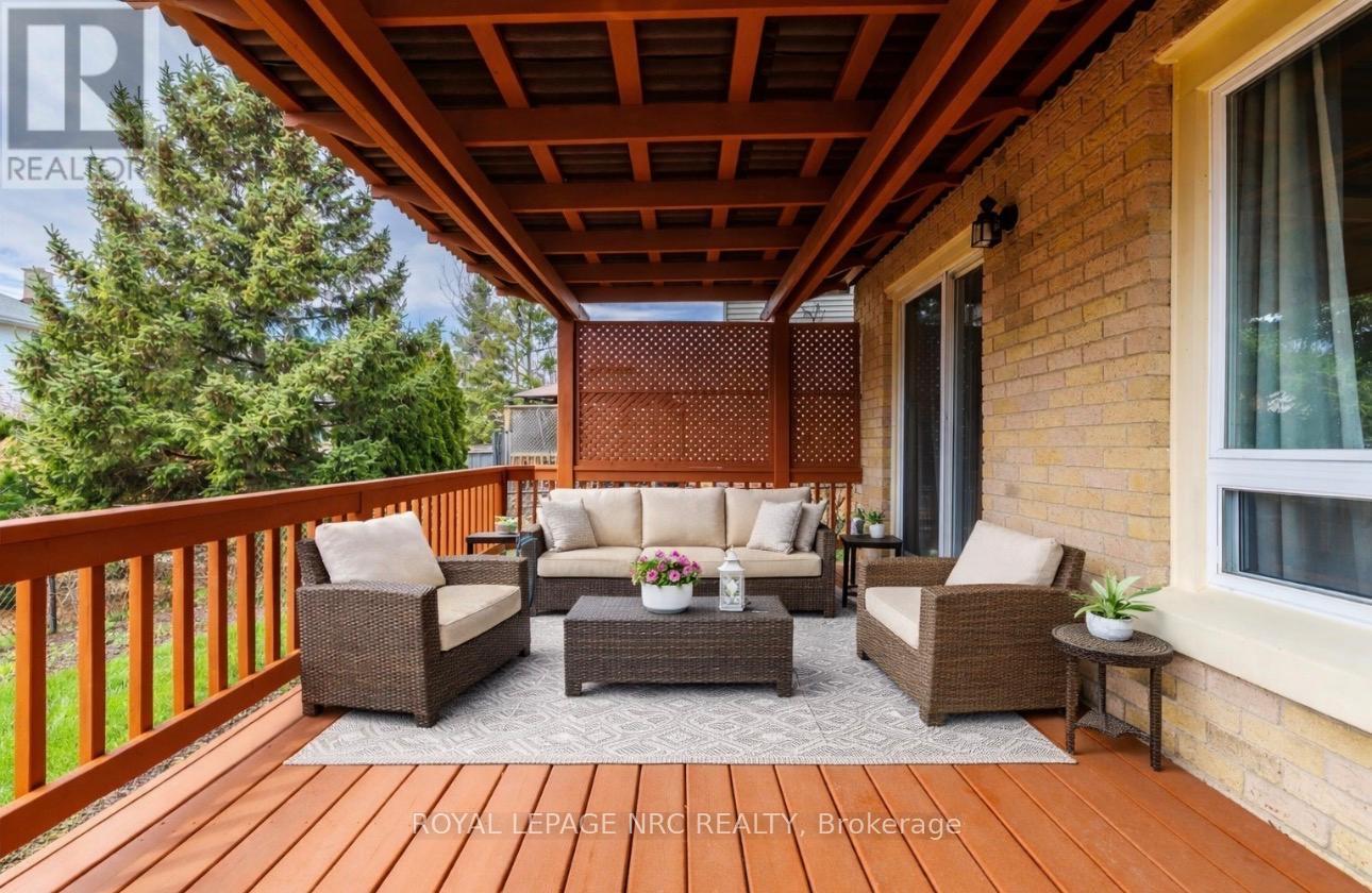 30 Baxter Crescent, Thorold, Ontario  L2V 4R6 - Photo 5 - X13017072