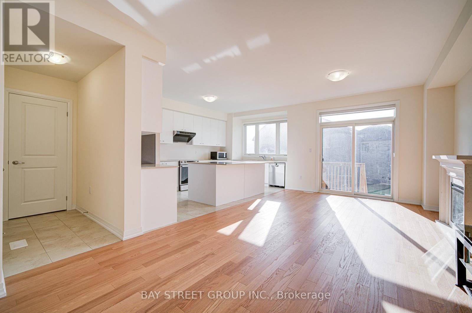 1091 Pisces Trail, Pickering, Ontario  L1X 0P8 - Photo 6 - E13017092