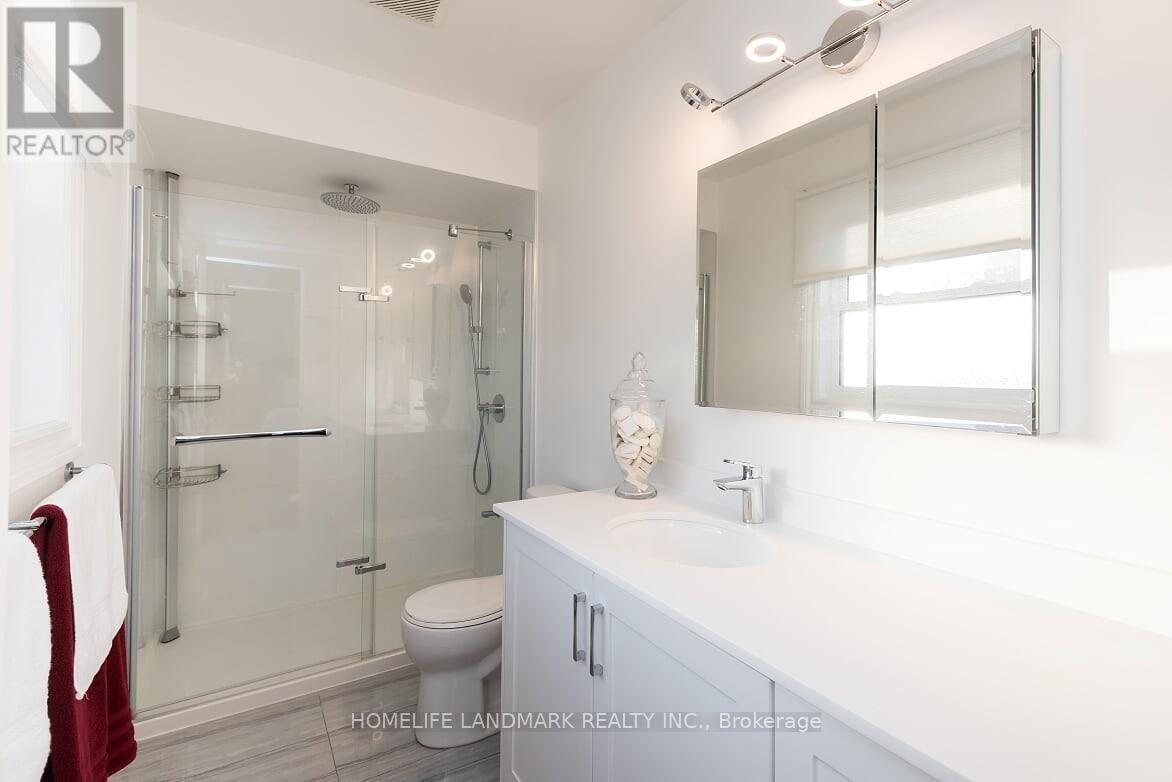 32 Elmvale Boulevard, Whitchurch-Stouffville, Ontario  L4A 2Y3 - Photo 12 - N13017064