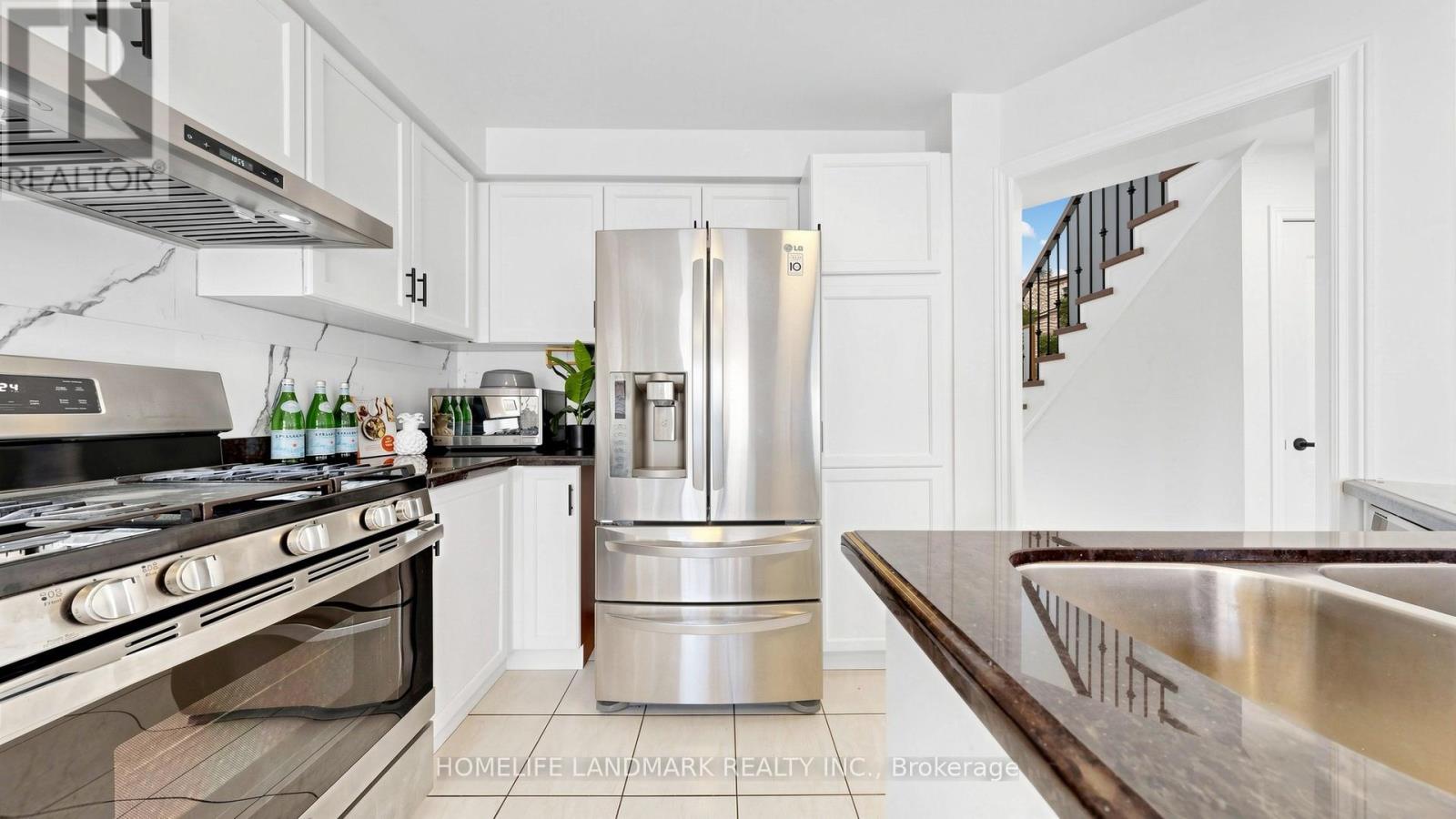 186 Tierra Avenue, Vaughan, Ontario  L6A 3H7 - Photo 19 - N13017086