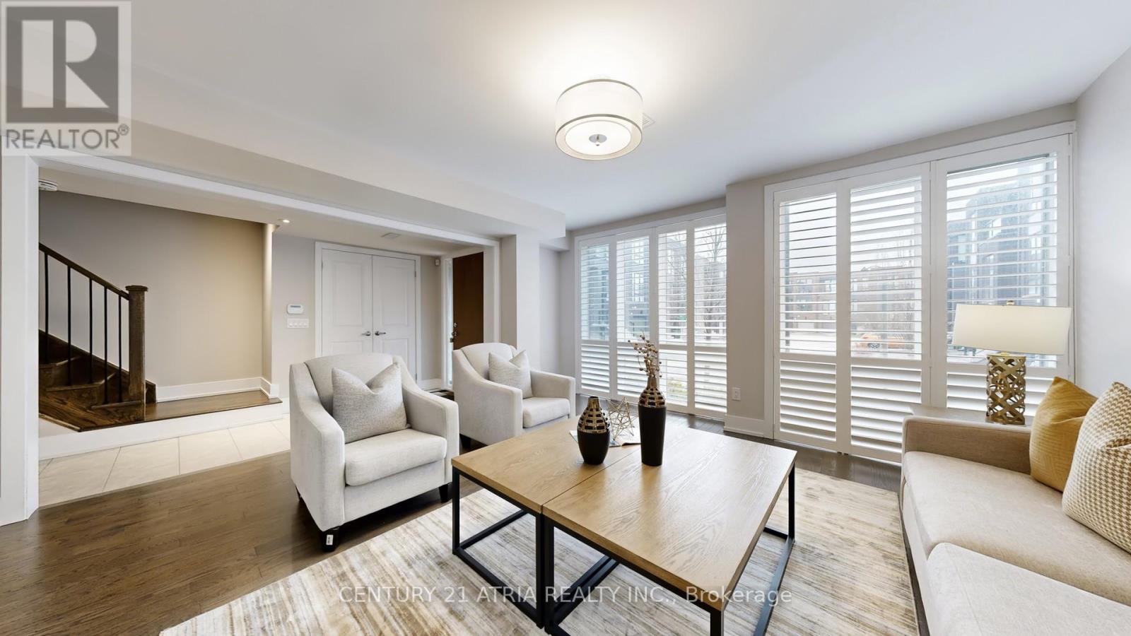 15 Thorncrest Drive, Vaughan, Ontario  L4J 0K1 - Photo 7 - N13017098