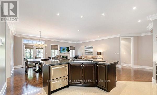 48 Beacon Hill Drive, Brampton, Ontario  L6X 0V7 - Photo 14 - W13017094