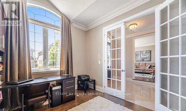 48 Beacon Hill Drive, Brampton, Ontario  L6X 0V7 - Photo 19 - W13017094