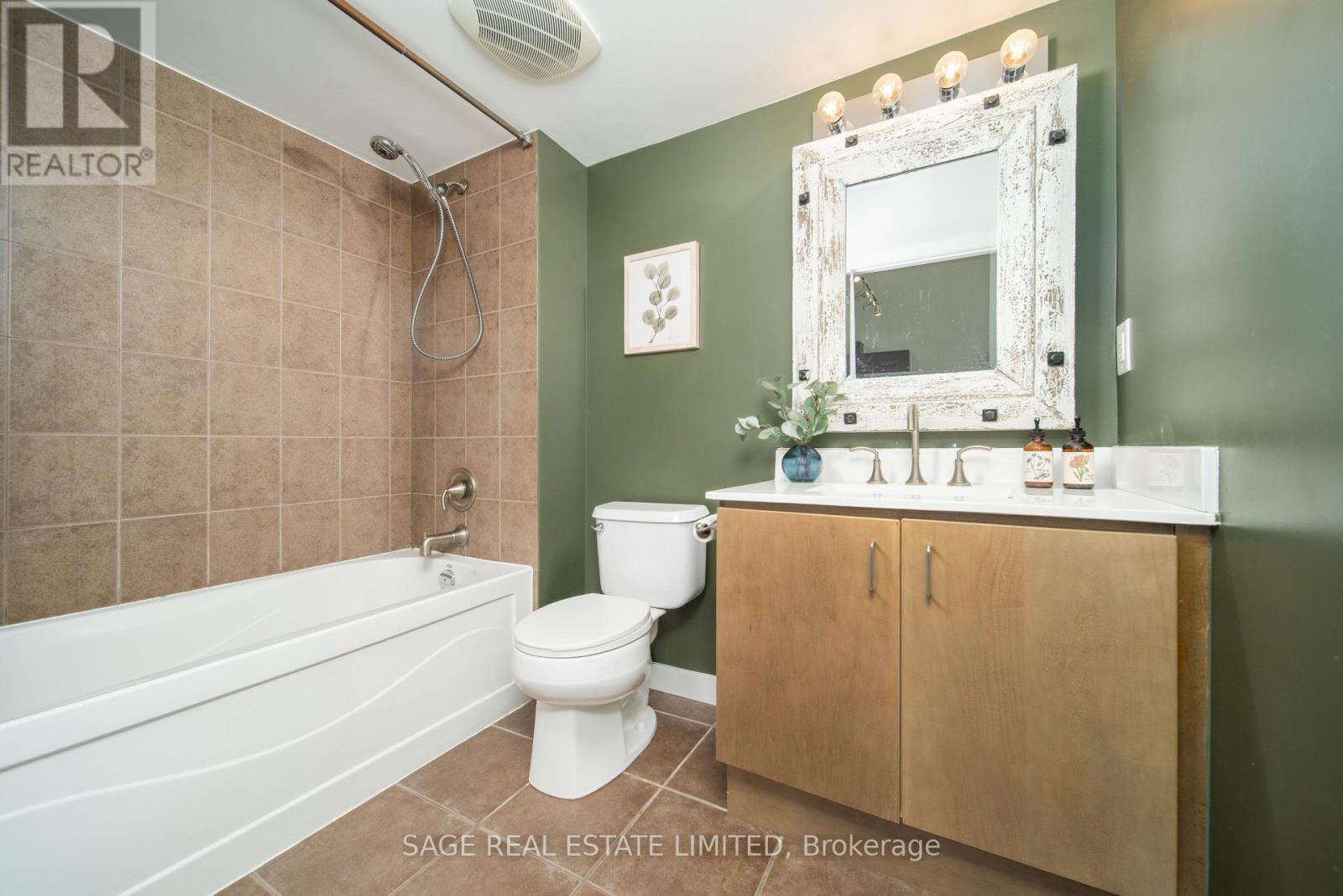 803 - 2 Fieldway Road, Toronto, Ontario  M8Z 0B9 - Photo 11 - W13017104