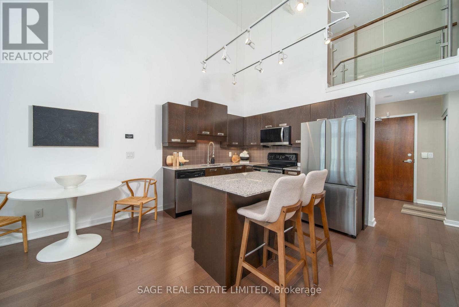 803 - 2 Fieldway Road, Toronto, Ontario  M8Z 0B9 - Photo 5 - W13017104