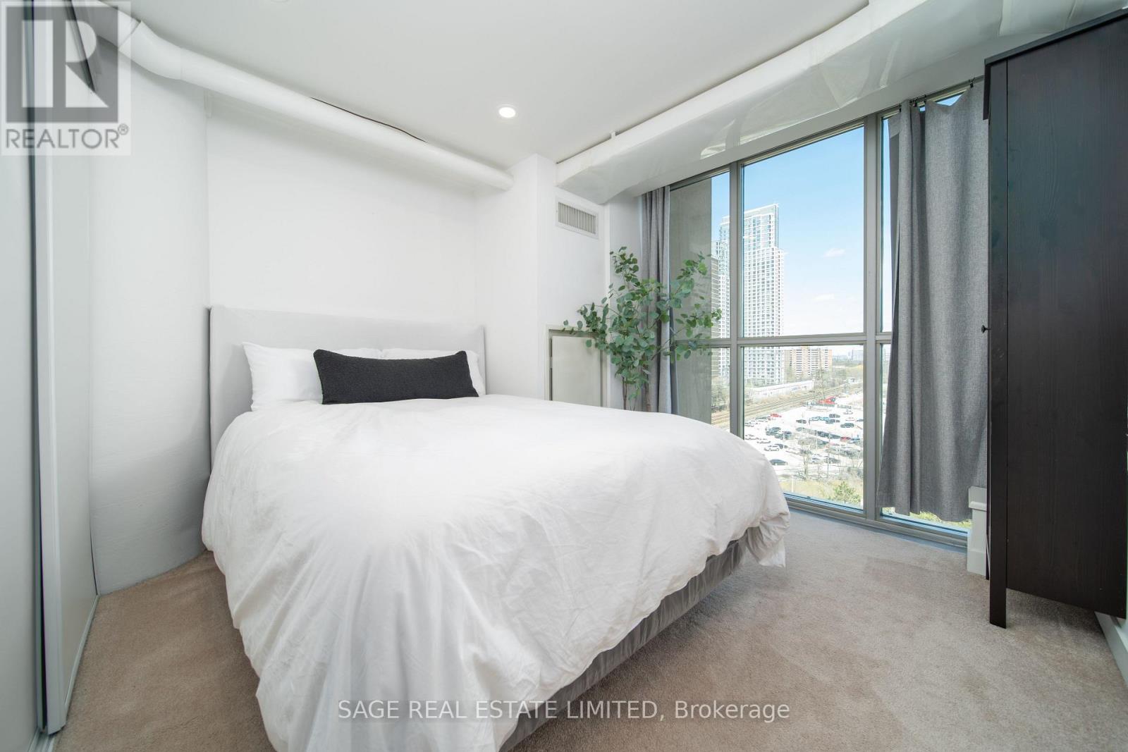 803 - 2 Fieldway Road, Toronto, Ontario  M8Z 0B9 - Photo 9 - W13017104