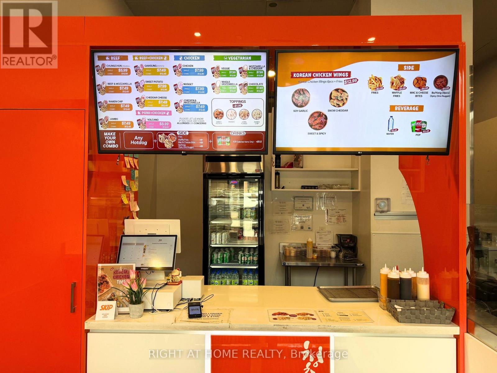 J104 - 90 Weston Road, Toronto, Ontario  M6N 0A6 - Photo 6 - W13017106