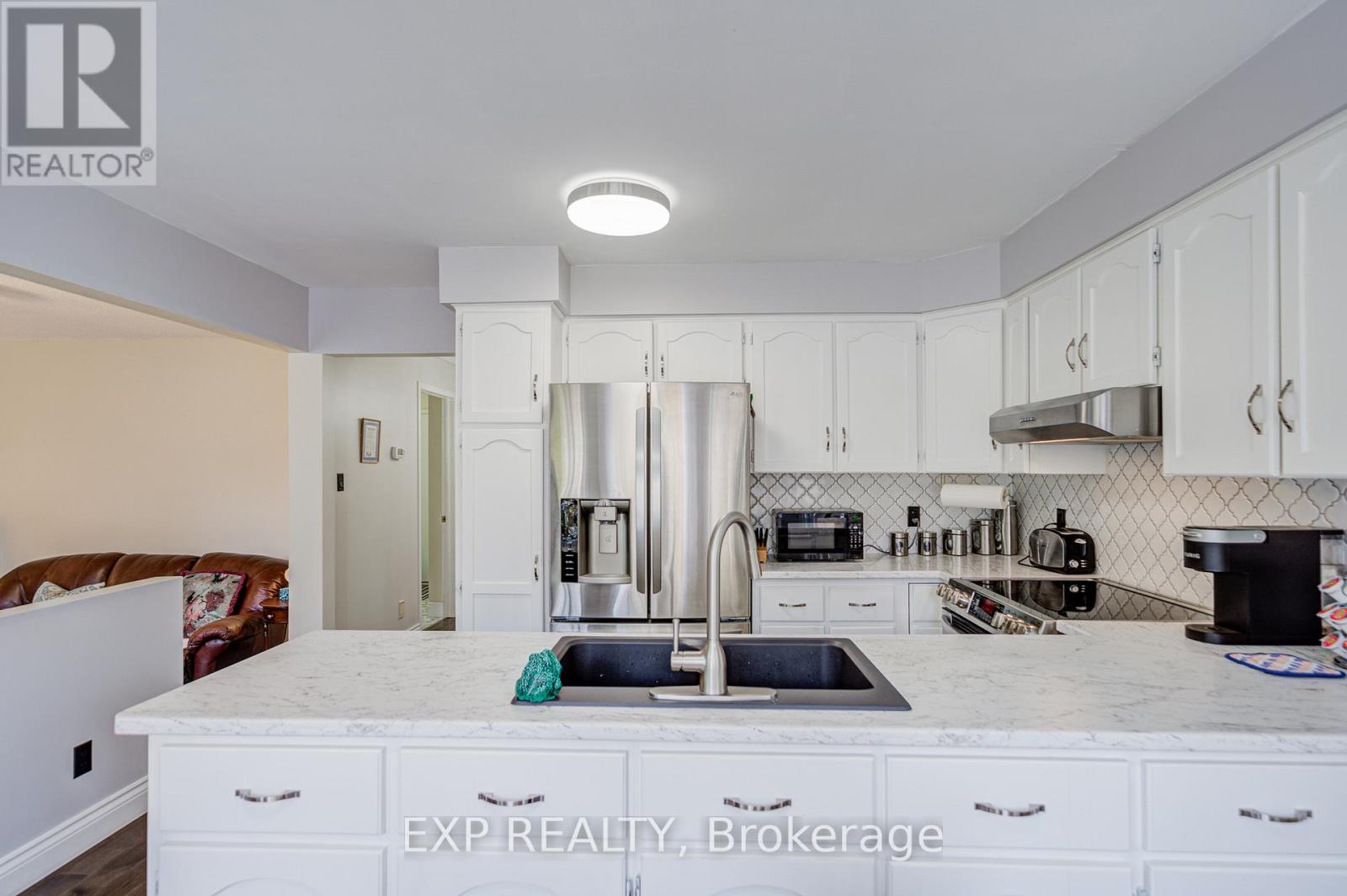 207 Stoke Drive, Kitchener, Ontario  N2N 2C3 - Photo 18 - X13017070