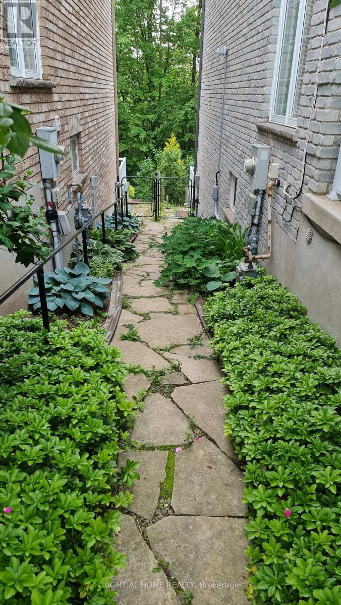 2 - 172 Lena Crescent, Cambridge, Ontario  N1R 8P6 - Photo 29 - X13017076