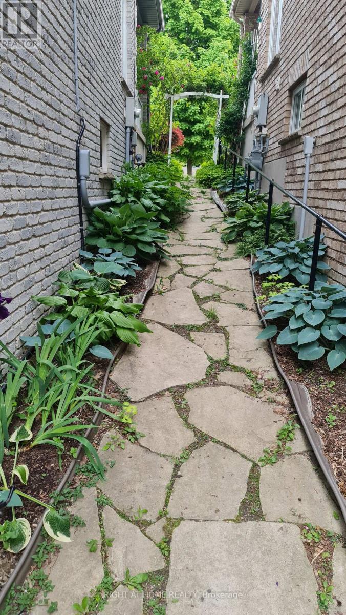 2 - 172 Lena Crescent, Cambridge, Ontario  N1R 8P6 - Photo 30 - X13017076