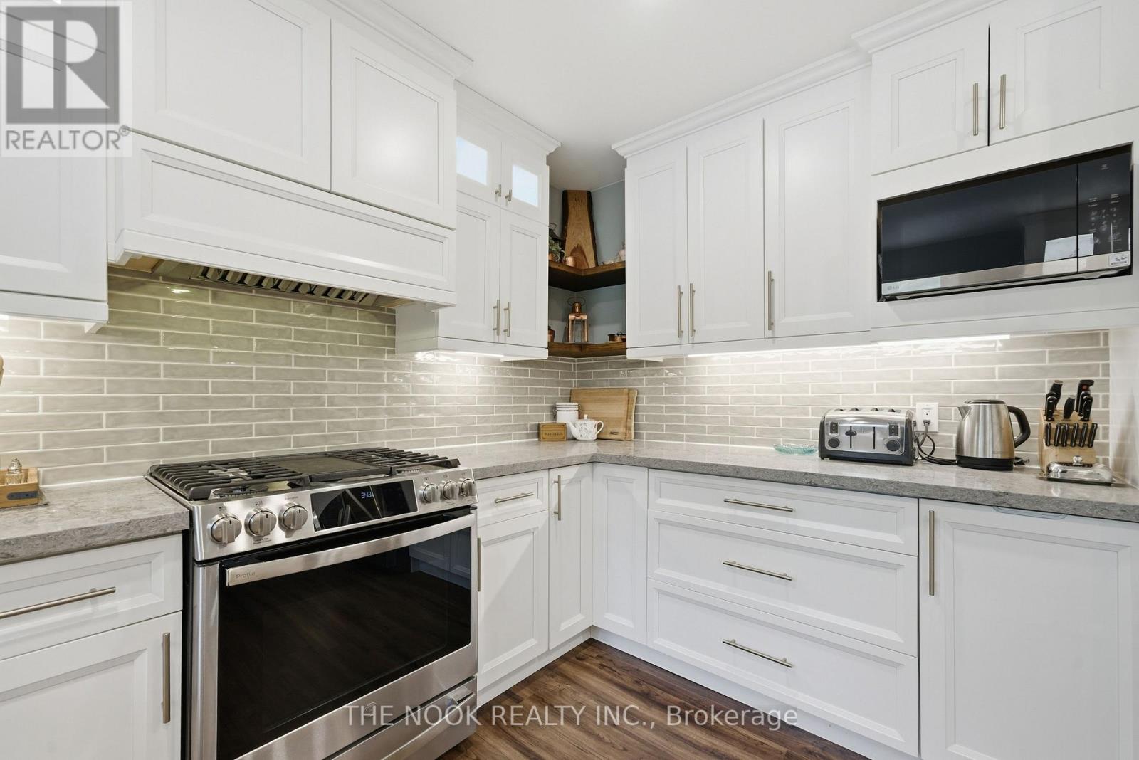 77 Cook Drive, King, Ontario  L7B 0E6 - Photo 13 - N13017130